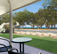 Large family waterfront home with room for a boat - Welsby Pde Bongaree - Nambucca Heads Accommodation