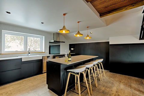 Le Chalets - Nambucca Heads Accommodation 0