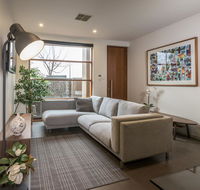 LUXE - Park views Wine Wifi Netflix Garage PETS ok - Nambucca Heads Accommodation