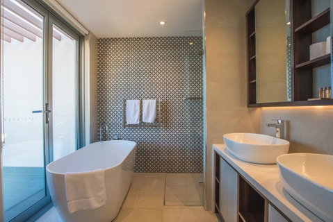 Luxurious Townhouse With Natural Light In Rosebery - Nambucca Heads Accommodation 2