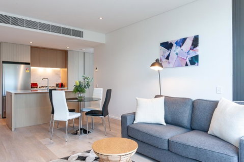 LUXURY APARTMENT / / MOMENTS TO LANE COVE VILLAGE - Nambucca Heads Accommodation 3