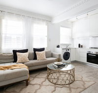 Luxury Escape in Bellevue Hill Apartment - Nambucca Heads Accommodation