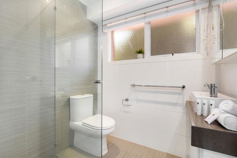 Luxury Family-size Home In Smart Beachside Suburb - Nambucca Heads Accommodation 3