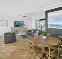 Manly Panorama - Northern Beaches Holiday House - Nambucca Heads Accommodation