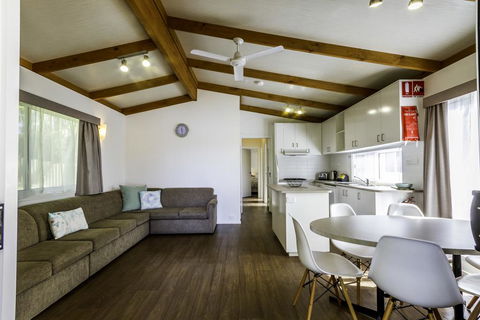 Mannum Riverside Caravan Park - Nambucca Heads Accommodation 2