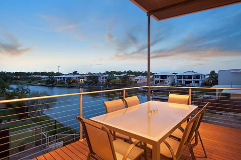 Marina Views Townhouse - Nambucca Heads Accommodation 1