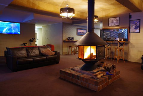 Matterhorn Lodge - Nambucca Heads Accommodation 0