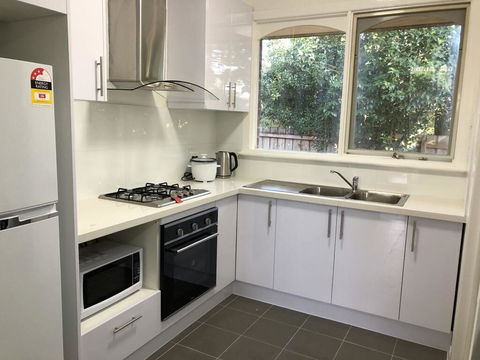 Melbourne Short Stay - Nunawading Station - Nunawading - Nambucca Heads Accommodation 2