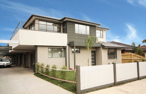 Melbourne Travel Station - Nambucca Heads Accommodation 0
