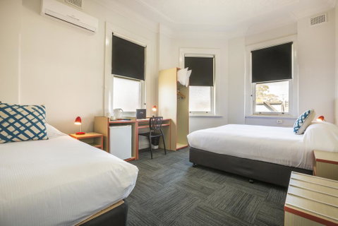 Melton Hotel Auburn - Nambucca Heads Accommodation 3
