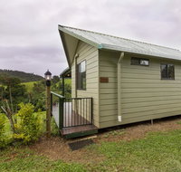 Mena Creek Flower House - Nambucca Heads Accommodation