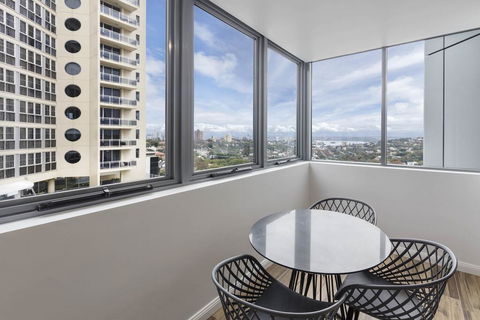Meriton Suites Bondi Junction - Nambucca Heads Accommodation 3