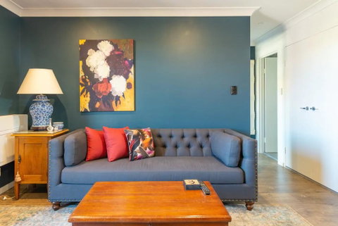 Modern 1 Bedroom Apartment In The Italian Forum - Nambucca Heads Accommodation 1