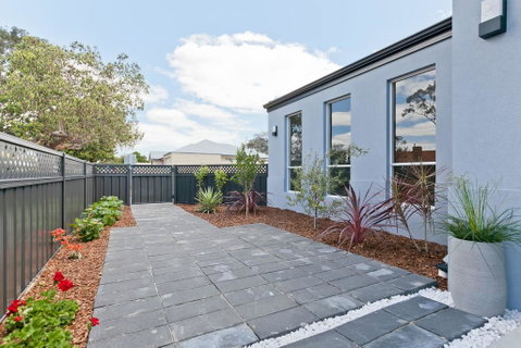 Modern And Spacious Home Near Curtin University - Nambucca Heads Accommodation 2