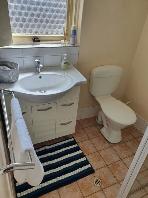 Modern Cosy Studio Close To QEH + Adelaide CBD + Airport + Beaches - Nambucca Heads Accommodation 1