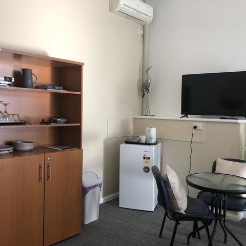 Motel Rooms At Morisset Serviced Apartments - Nambucca Heads Accommodation 3