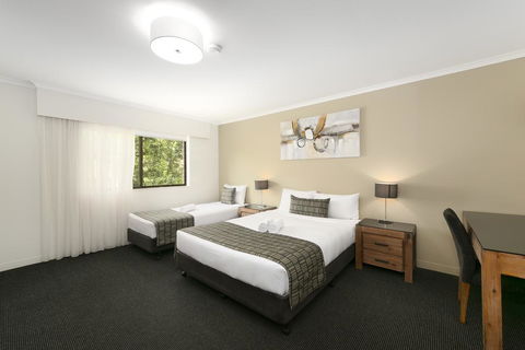 Mt Ommaney Hotel Apartments - Nambucca Heads Accommodation 2