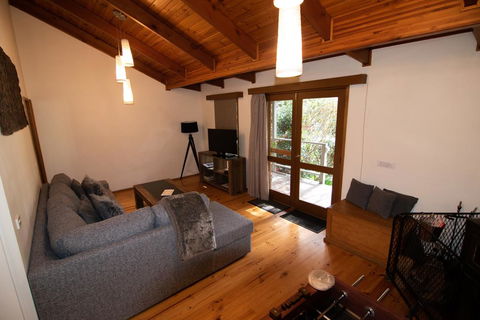 Mystic View Cottage - Nambucca Heads Accommodation 2