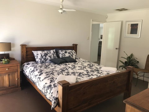 Blue Lake Family Retreat - Nambucca Heads Accommodation 6