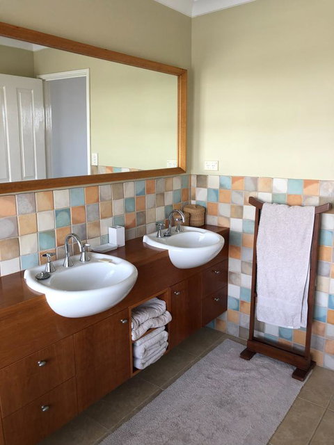Mullaloo Beachfront Retreat - Nambucca Heads Accommodation 7