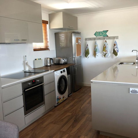 Mullaloo Beachfront Retreat - Nambucca Heads Accommodation 5