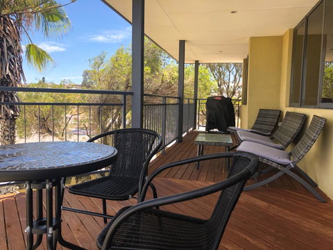 Mullaloo Beachfront Retreat - Nambucca Heads Accommodation 11
