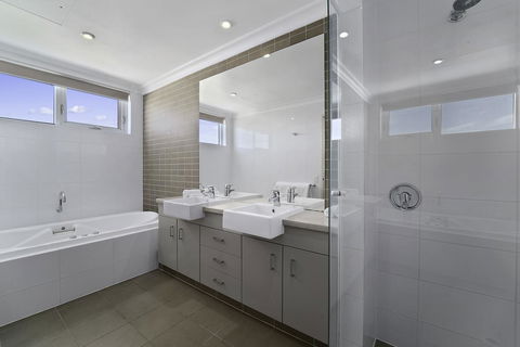 Luxury Suite Bunbury - Nambucca Heads Accommodation 11