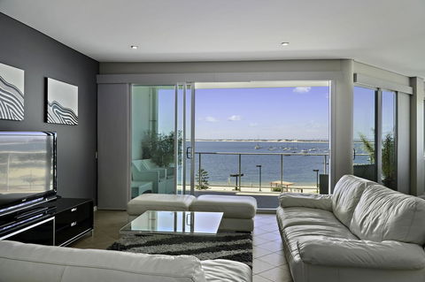 Luxury Suite Bunbury - Nambucca Heads Accommodation 4
