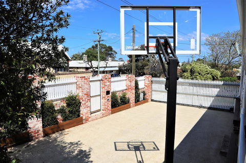 Fremantle Heritage Home For You To Enjoy! - Nambucca Heads Accommodation 8