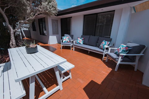 Mindarie Retreat - Nambucca Heads Accommodation 11