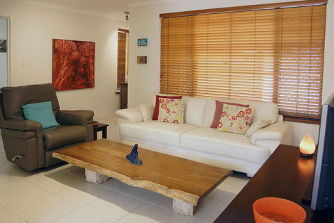 Suffolk House - Nambucca Heads Accommodation 5