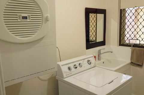 Suffolk House - Nambucca Heads Accommodation 16