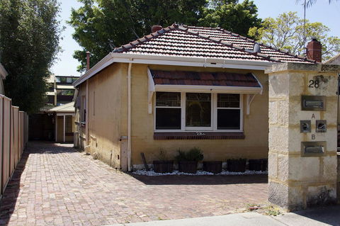 Suffolk House - Nambucca Heads Accommodation 2