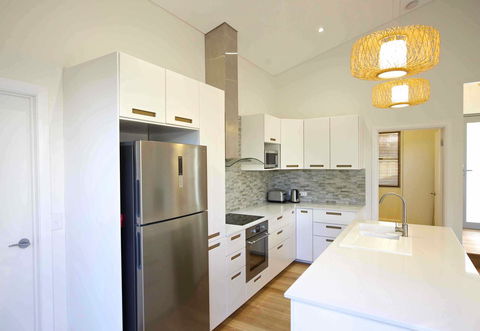Sunny Blinco Street House - Nambucca Heads Accommodation 5