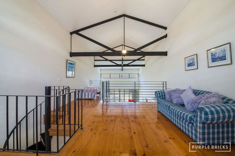 Spacious Central Townhouse - Nambucca Heads Accommodation 4