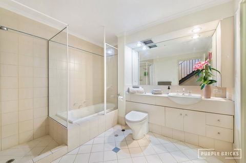 Spacious Central Townhouse - Nambucca Heads Accommodation 6