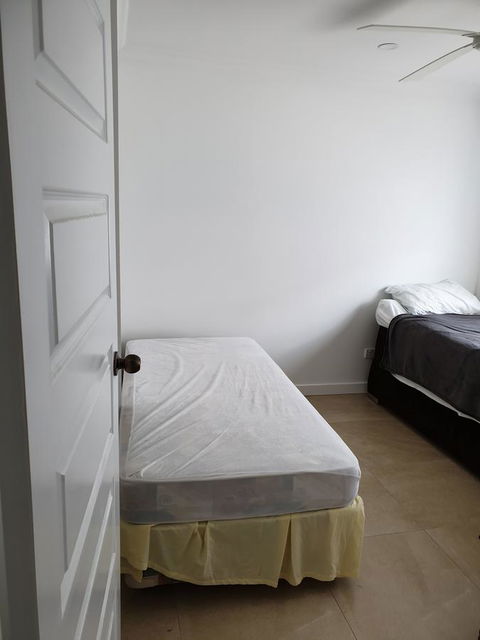DIANELLA Budget Rooms Happy Place To Stay - Nambucca Heads Accommodation 1