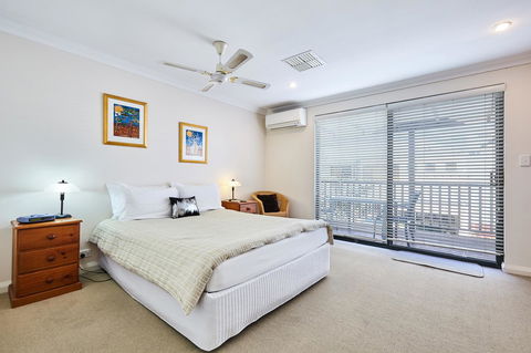 Fremantle Townhouse Unit 6 - Nambucca Heads Accommodation 8