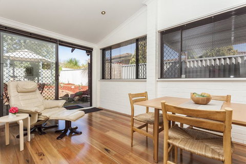 Attadale Excutive Villa - Nambucca Heads Accommodation 10