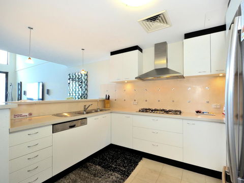 Nautilus By Rockingham Apartments - Nambucca Heads Accommodation 13