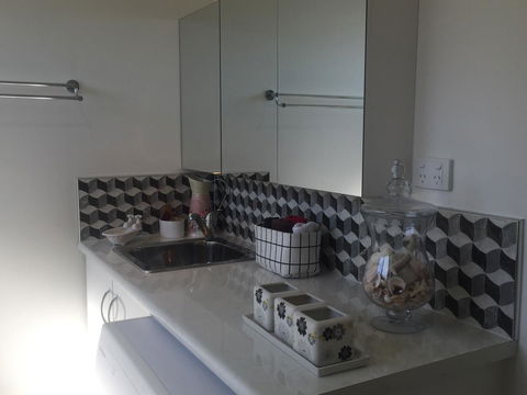 Bright & Beautiful Home On The Hills! - Nambucca Heads Accommodation 23