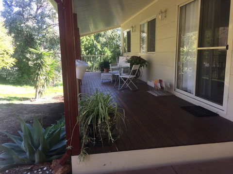 Bright & Beautiful Home On The Hills! - Nambucca Heads Accommodation 2