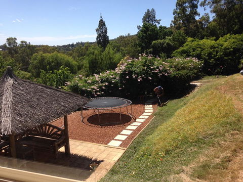Bright & Beautiful Home On The Hills! - Nambucca Heads Accommodation 0