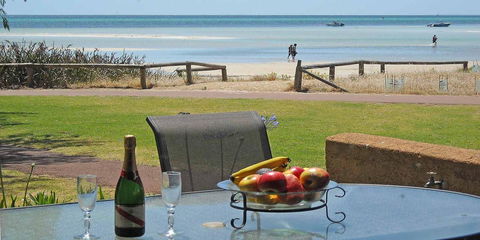 Beach House Dunsborough - Nambucca Heads Accommodation 2