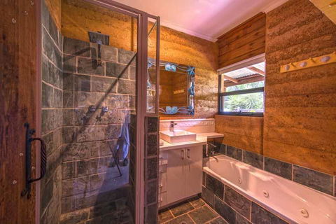 Beach House Dunsborough - Nambucca Heads Accommodation 19