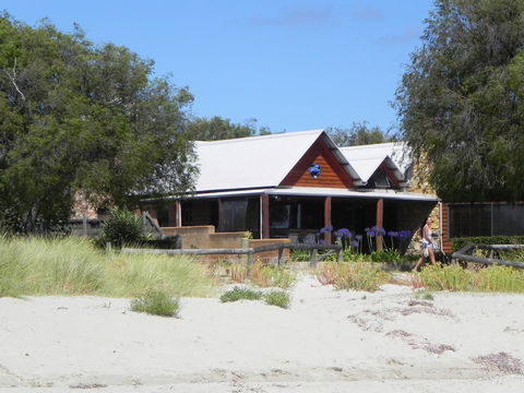Beach House Dunsborough - Nambucca Heads Accommodation 9
