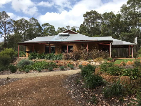 Denmark Forest Retreat - Nambucca Heads Accommodation 0
