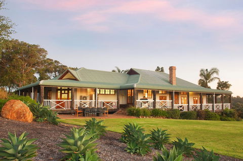 The Farmhouse - Nambucca Heads Accommodation 2