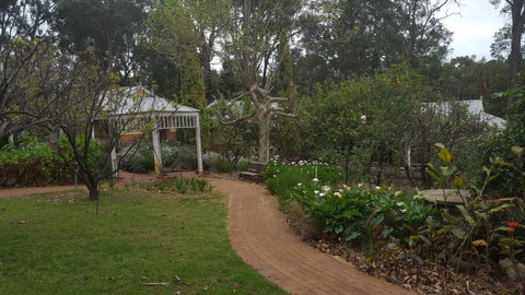 Two Sisters Chalets - Nambucca Heads Accommodation 14
