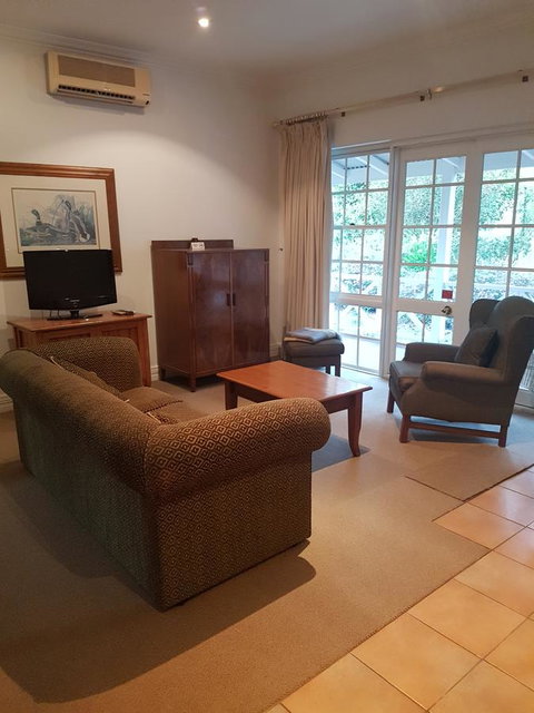 Two Sisters Chalets - Nambucca Heads Accommodation 13
